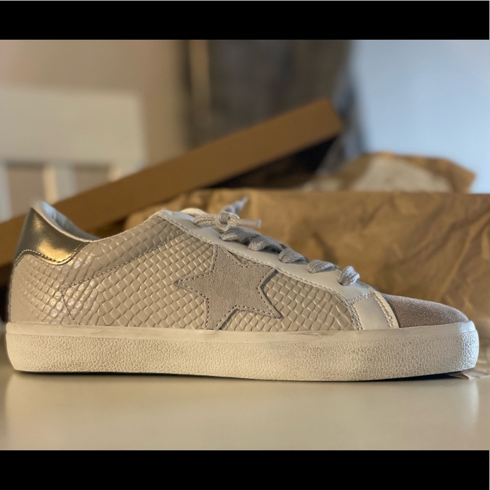 NIB Vintage Havana Renee Soft Croc Sneakers